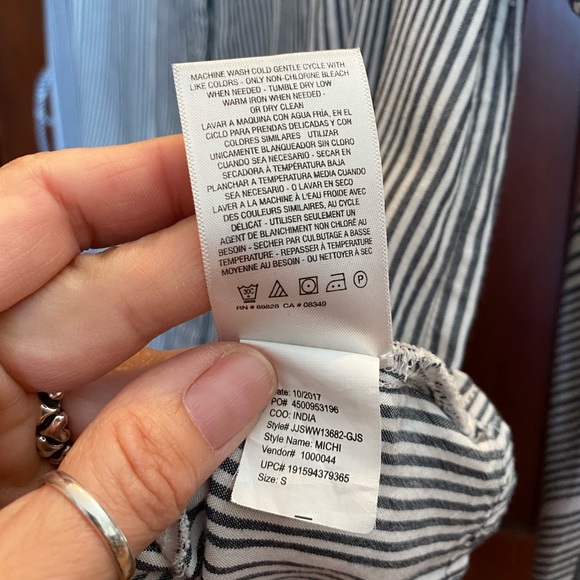 Jessica Simpson Pin Stripe V-Neck Button Down Tie Up Bell Sleeve Size S - Picture 4 of 8